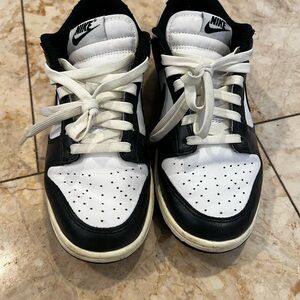 Nike Black and White Sneakers